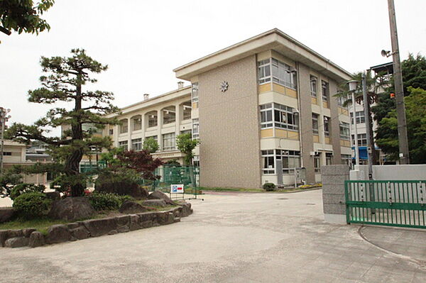 画像23:小学校「広島市立広瀬小学校まで884ｍ」