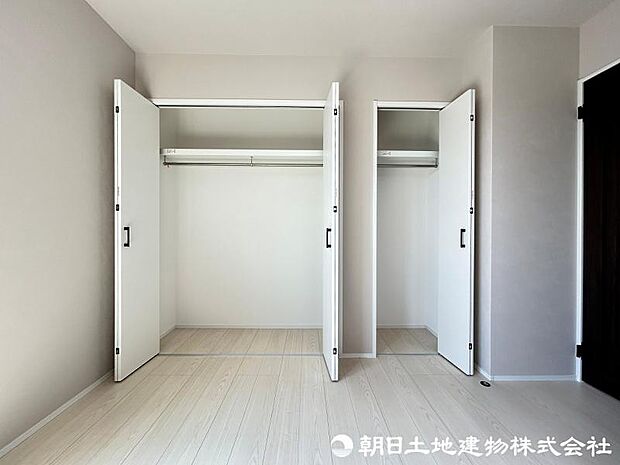 ＜収納＞各洋室にクローゼット収納もあります。