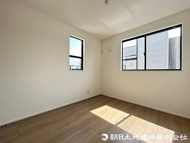 ＜洋室＞2階の洋室5.3帖です。