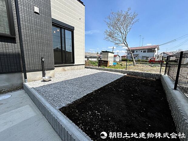 ＜お庭＞お子様が安心して遊べるお庭も魅力です。