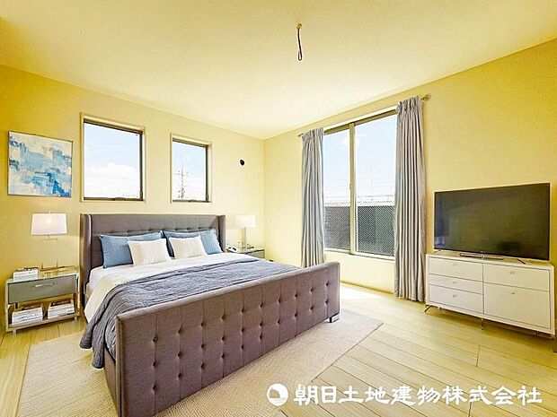 <主寝室>バルコニーに面した明るい主寝室7帖です。(家具イメージ)