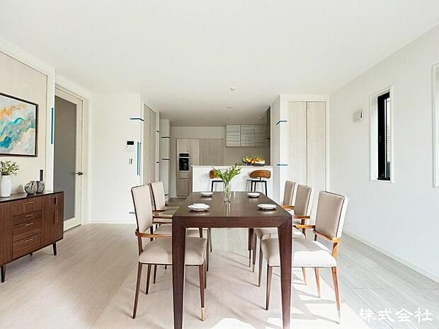 <ダイニング>対面キッチン前の広いダイニングスペースです。(家具イメージ)