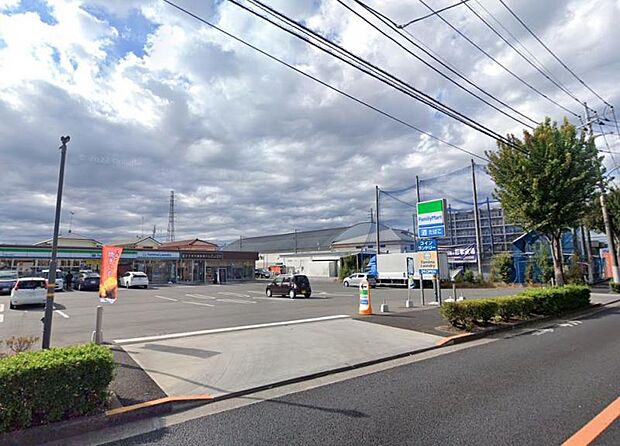 ファミリーマート町田小山町店まで約460ｍ