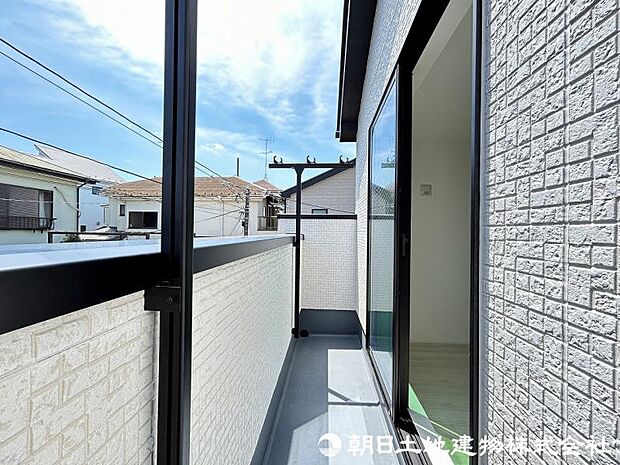 ＜バルコニー＞便利な2面バルコニーです。