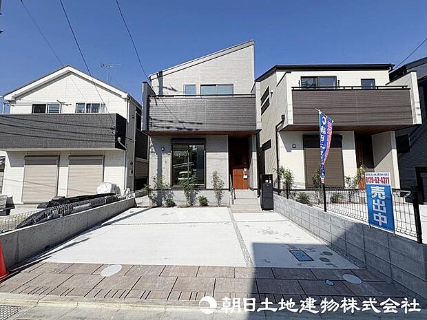 ＜カースペース＞車並列2台も魅力です。