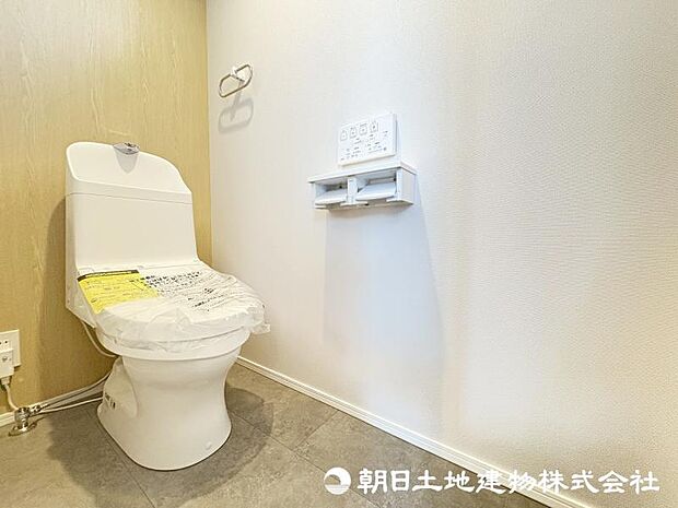 <トイレ>1階2階ウォッシュレット付きトイレです。