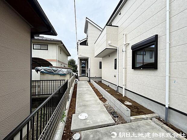 <外観>建物完成済みですので実際の明るさや広さをご見学いただけます。