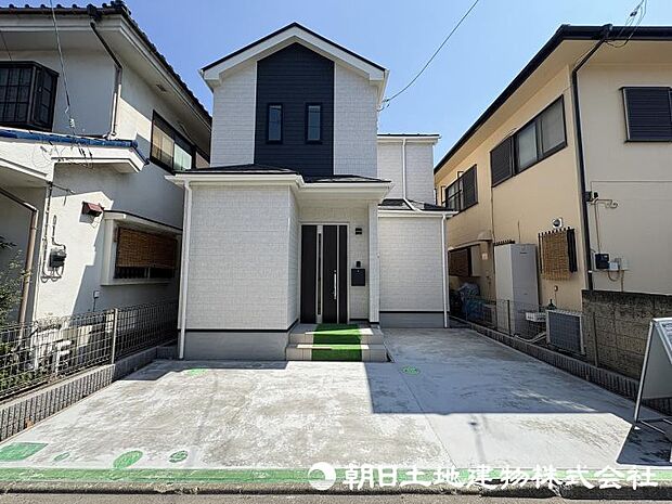 ＜カースペース＞カースペースには車2台駐車可能です。