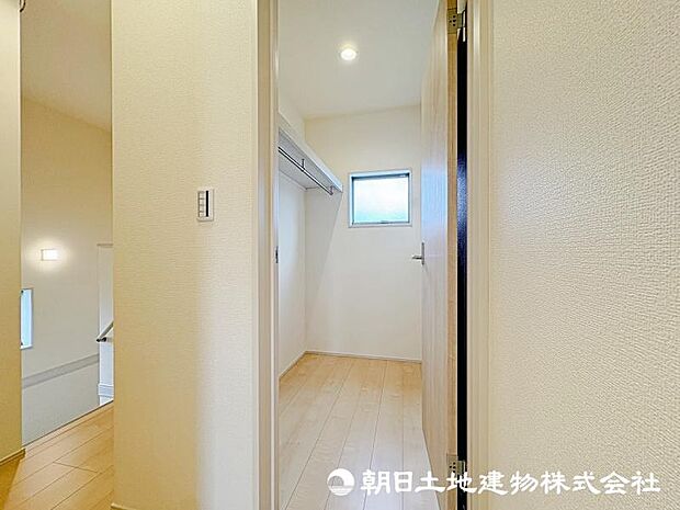 <ファミリークローゼット>ご家族様で使えるファミリークローゼットも魅力です。