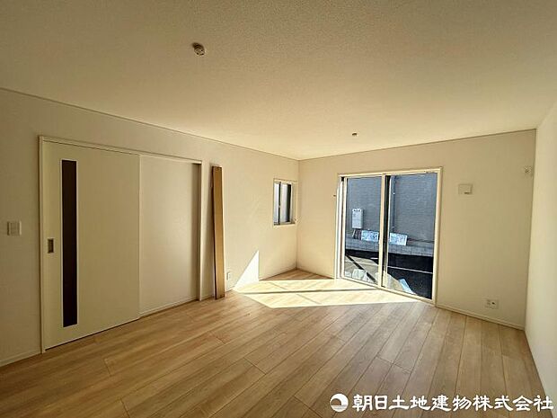 <リビング>LDK15帖でお寛ぎいただけます。