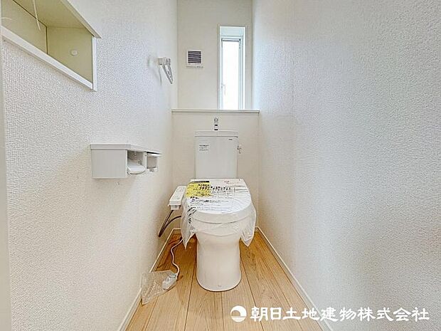 <トイレ>1階2階ウォッシュレット付きトイレです。