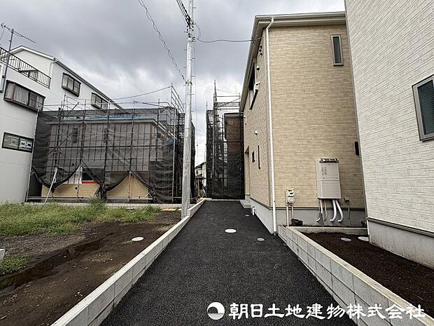 <カースペース>車2台駐車可能です。