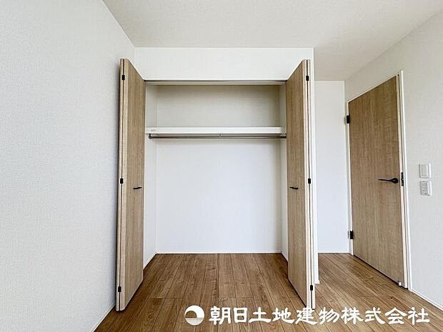 ＜収納＞各洋室にクローゼット収納もあります。