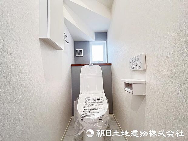 ＜トイレ＞1階2階ウォッシュレット付きトイレです。