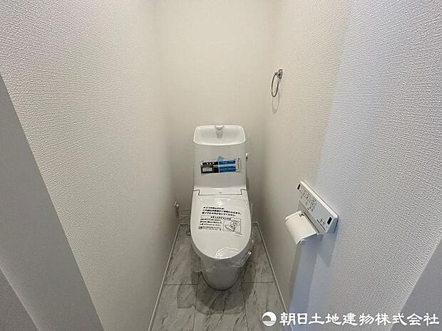 ＜トイレ＞1階2階ウォッシュレット付きトイレです。