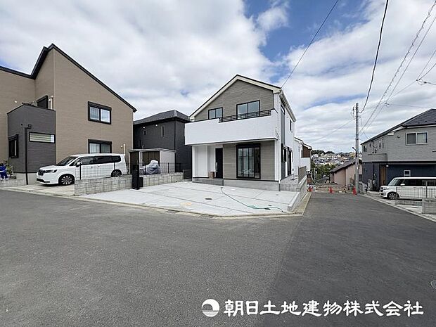 ＜外観＞住宅地内の静かな住環境も魅力です。