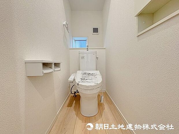 ＜トイレ＞1階2階ウォッシュレット付きトイレです。