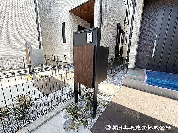 <宅配ボックス>留守宅でも荷物を受け取れる、宅配ボックス付です