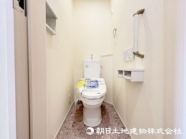 <トイレ>1階2階ウォッシュレット付きトイレです。