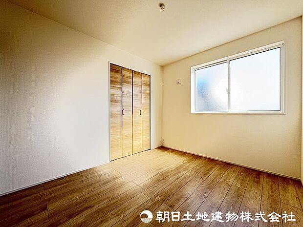 ＜洋室＞2階に3部屋の洋室がありますので、お子様のお部屋も用意できます。