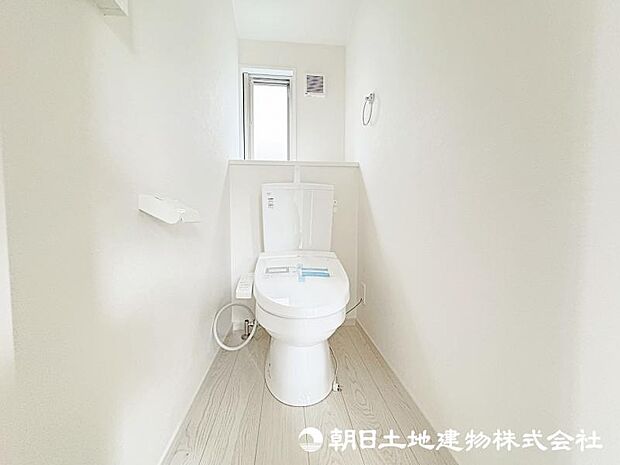 ＜トイレ＞1階2階ウォッシュレット付きトイレです。