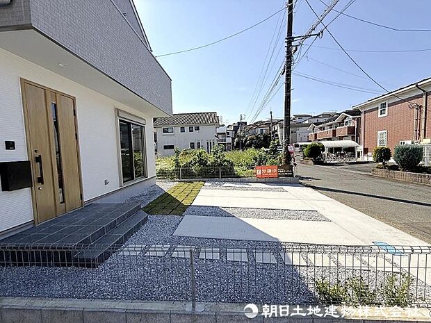 ＜お庭＞ガーデニングも楽しめるお庭も魅力です。