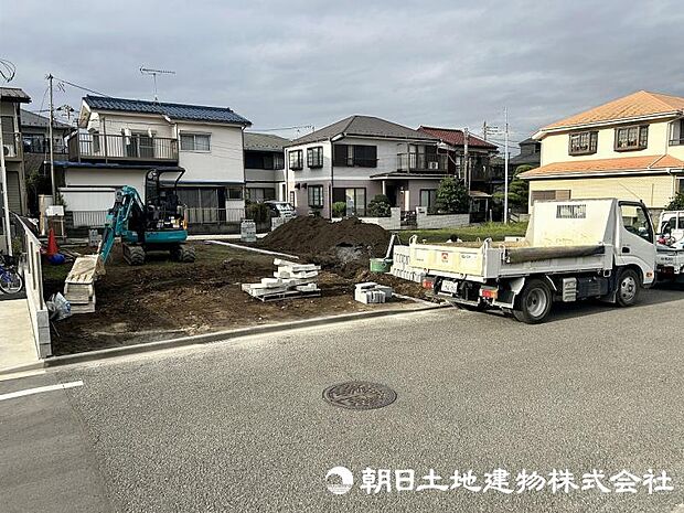 ＜現地＞同仕様の完成物件を現地と一緒にご見学いただけます。