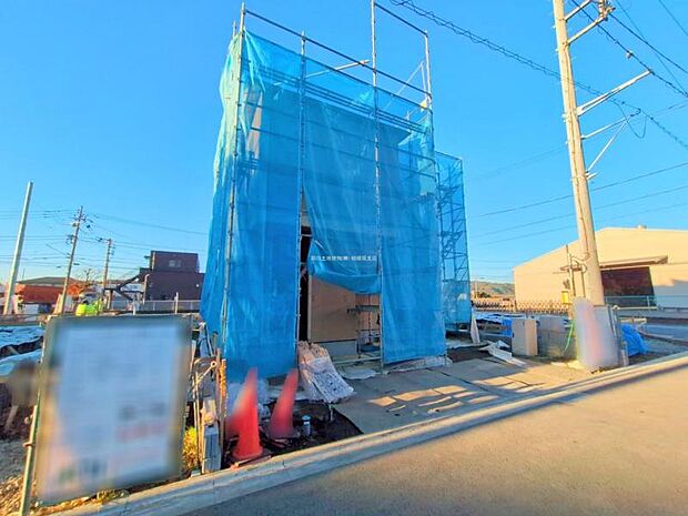 ＜現地＞宅配ボックスや食器洗浄機等の設備も充実しています。