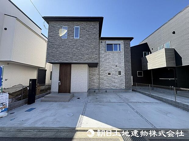 <外観>屋上バルコニーのある暮らしをお楽しみいただけます。