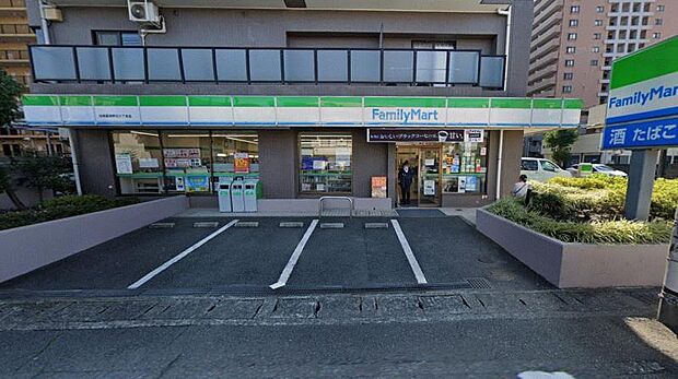 ファミリーマート相模原淵野辺三丁目店まで約800ｍ