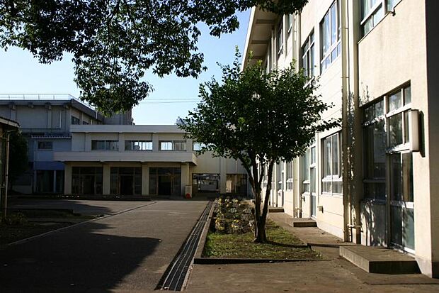 大野北中学校まで約1180m