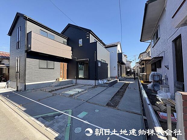 <カースペース>車2台駐車可能です。