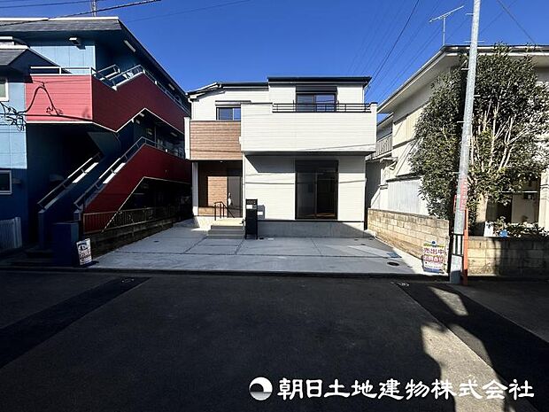 ＜カースペース＞車2台駐車可能です。