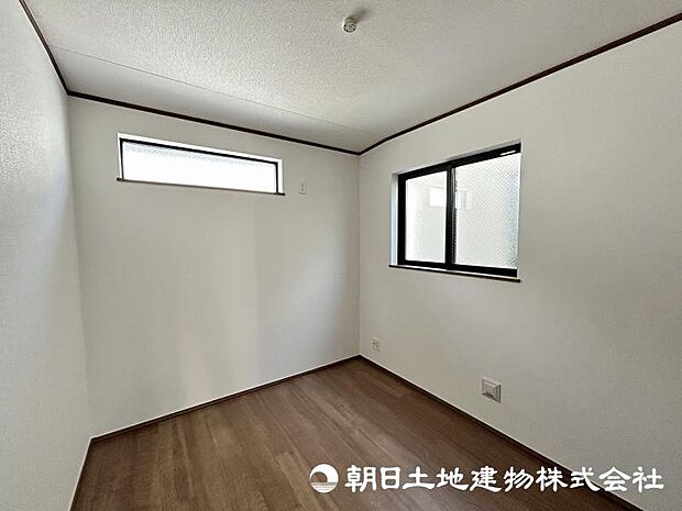 <納戸>クローゼットもある納戸4.84帖です。