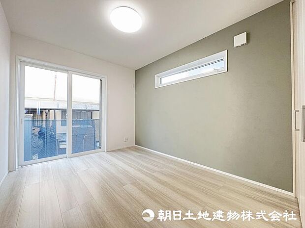 ＜洋室＞2面採光の明るいお部屋となっています。