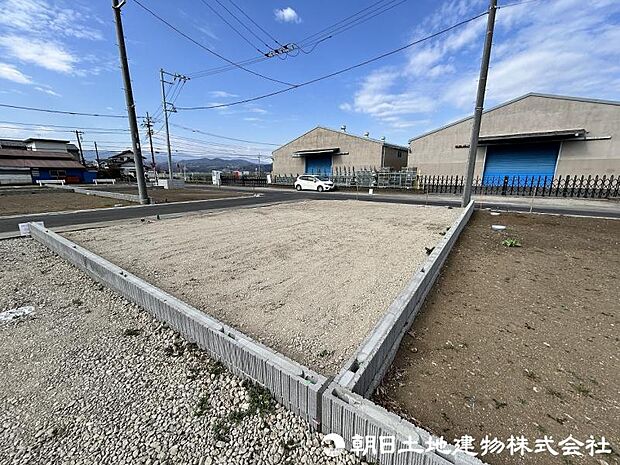 ＜現地＞安心の住宅性能評価「耐震等級3」を取得しています。