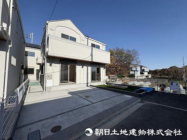 ＜カースペース＞車並列2台駐車可能です。