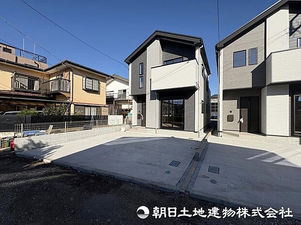 ＜カースペース＞車並列2台駐車可能です。