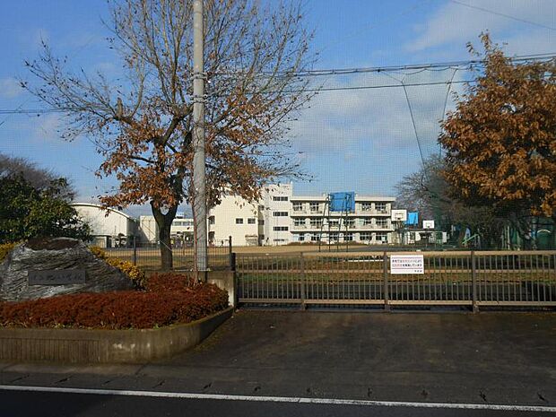 田名北小学校まで約180m