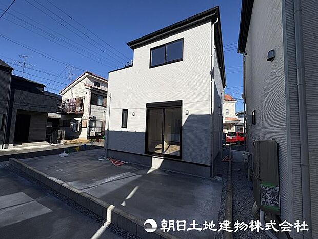 <カースペース>車2台駐車可能です。