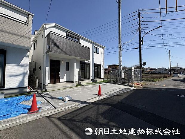 <外観>住宅地内で交通量の少ない道路に面して安心いただけます。