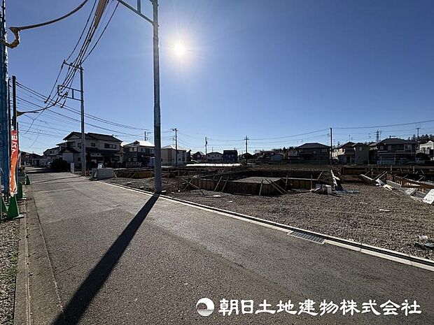 ＜現地＞周辺は平坦な地形ですので自転車での移動もスムーズです。