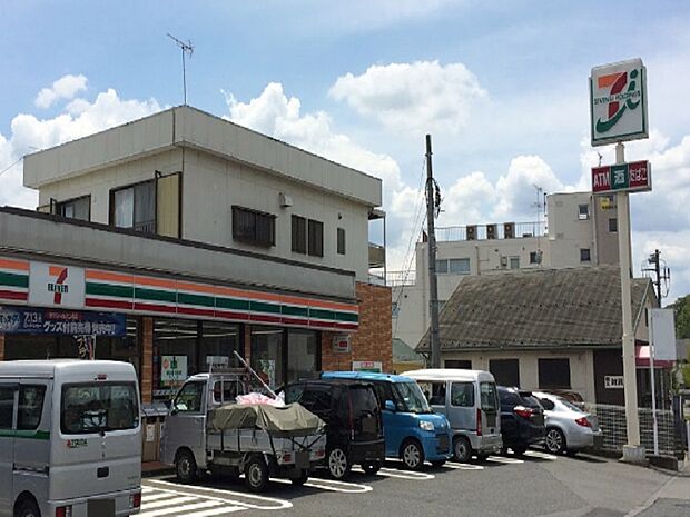 セブンイレブン町田野津田町店まで約1640ｍ