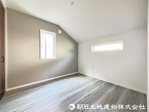 ＜洋室＞2階に3部屋の洋室がありますので、お子様のお部屋も用意できます。