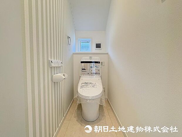<トイレ>1階2階ウォッシュレット付きトイレです。