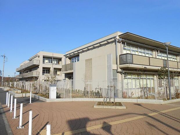 図師小学校まで約800m