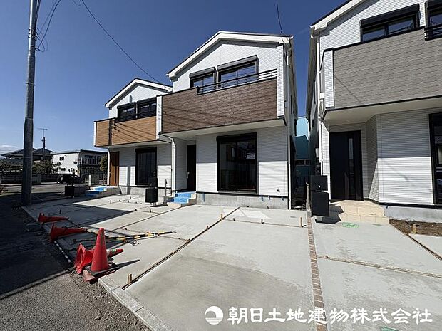 <カースペース>車並列2台駐車可能です。