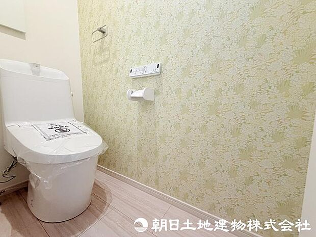 <トイレ>1階2階ウォッシュレット付きトイレです。