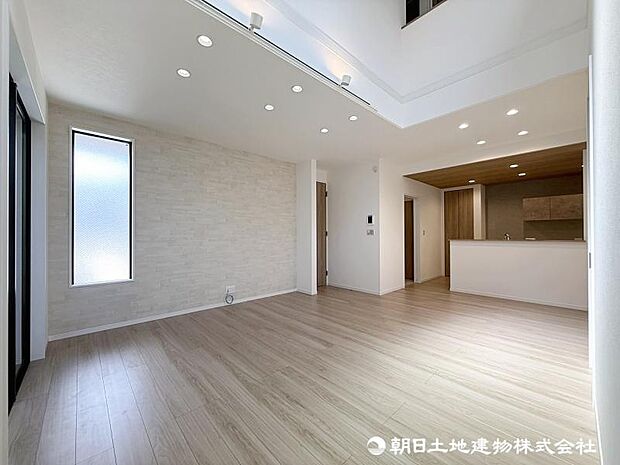 ＜リビング＞LDKは約19帖、ゆったりとおくつろぎいただけます