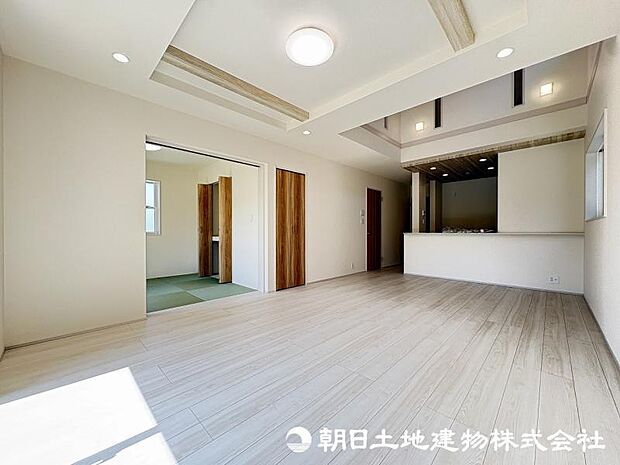 ＜リビング＞広々としているＬＤＫ18帖です。